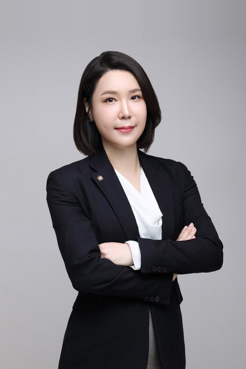 김윤서 변호사 프로필 사진